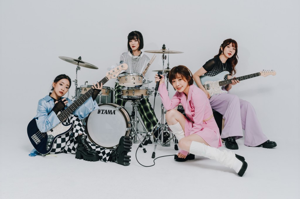 這團妹子不能錯過!「全女子搖滾樂團」DIZLIKE發行首張專輯《本能馴化社Animals Lovers》