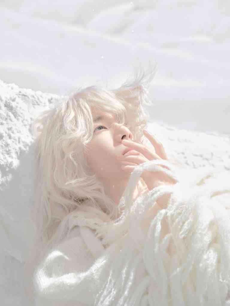 華晨宇第五張唱作專輯《希忘Hope》實體專輯CD版自5/10起正式展開預購