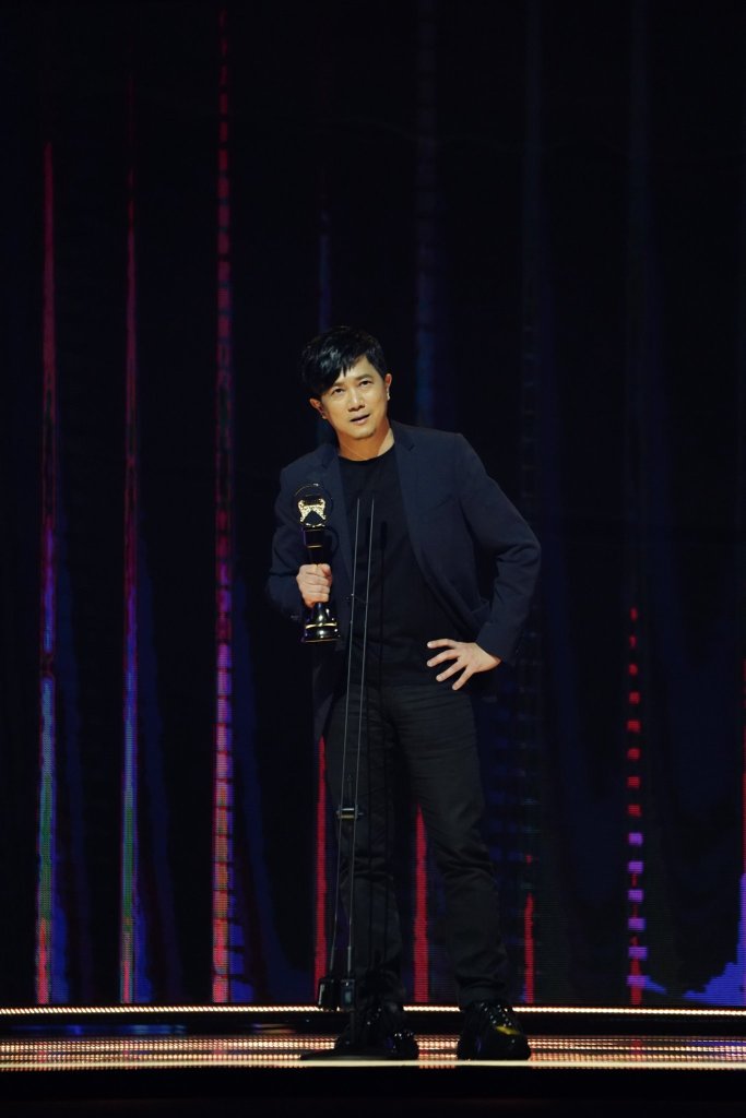 《演奏類最佳專輯獎》《修行》電影原聲帶