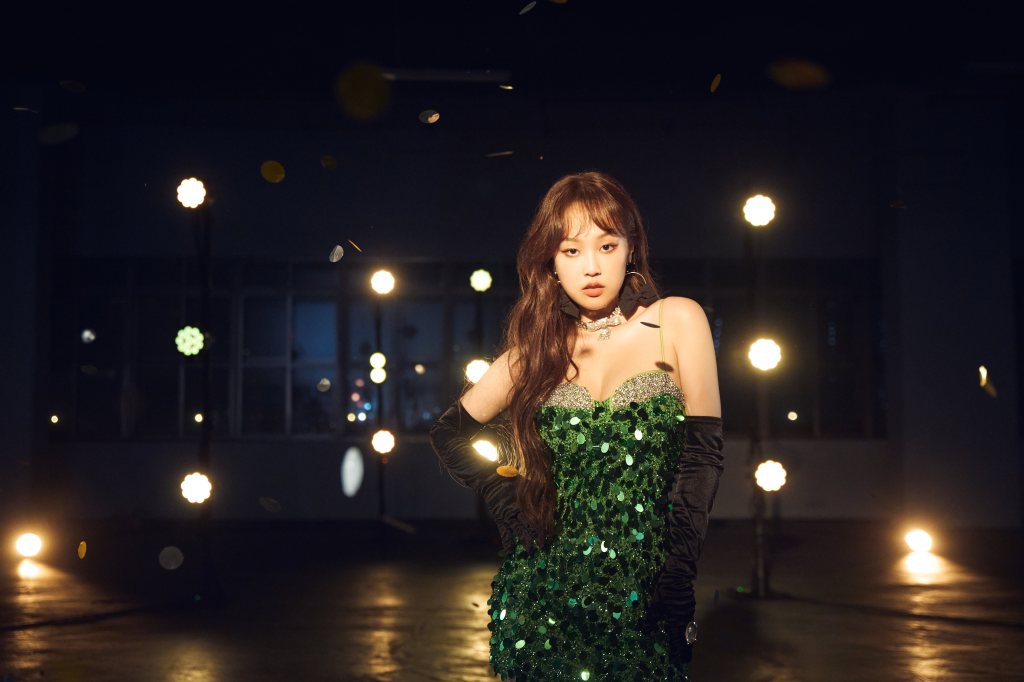 甜辣創作才女ANGIE安吉 全新創作單曲〈To The Starz〉