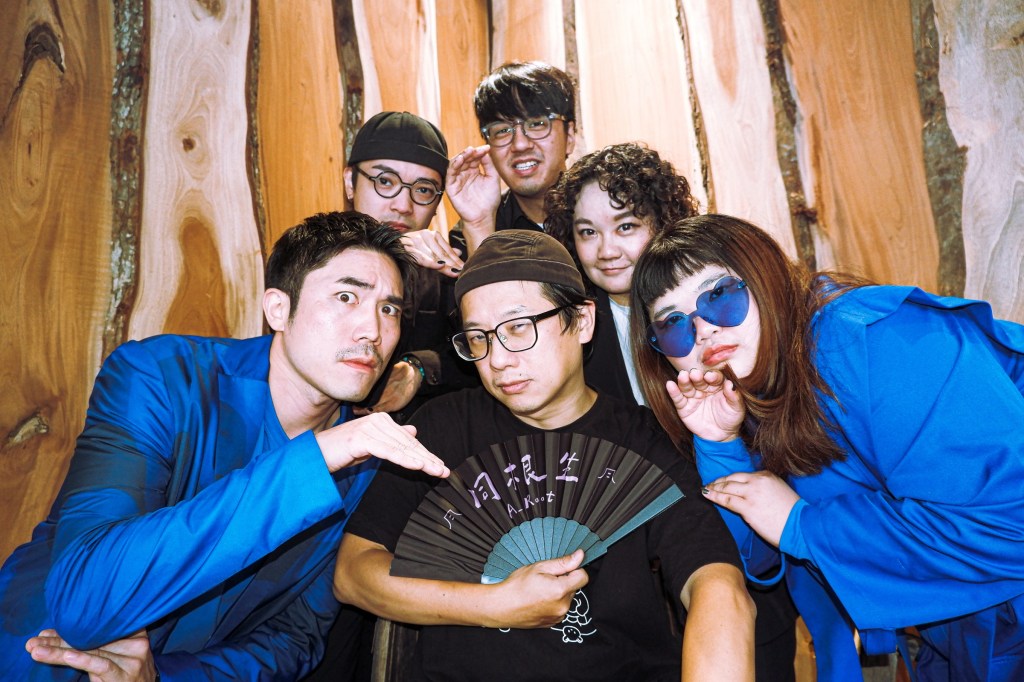 柯智豪(中)今年率領同根生一同入圍金曲獎(攝影:草裡面)