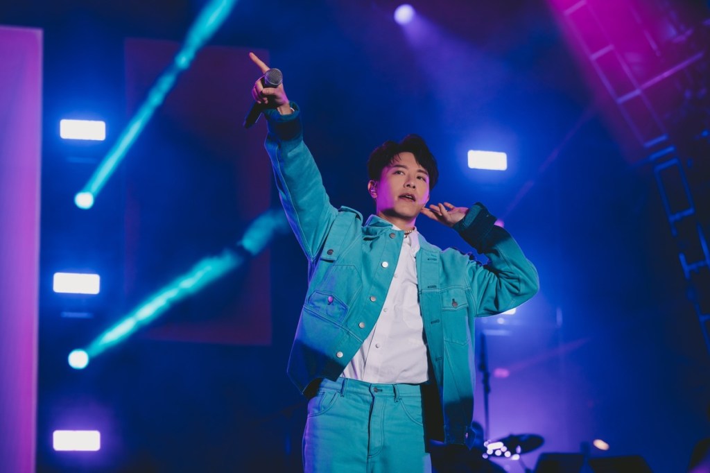 【Sony】韋禮安啟動「而立之後」海外巡演 香港站再次發揮海獅會長雨神功力