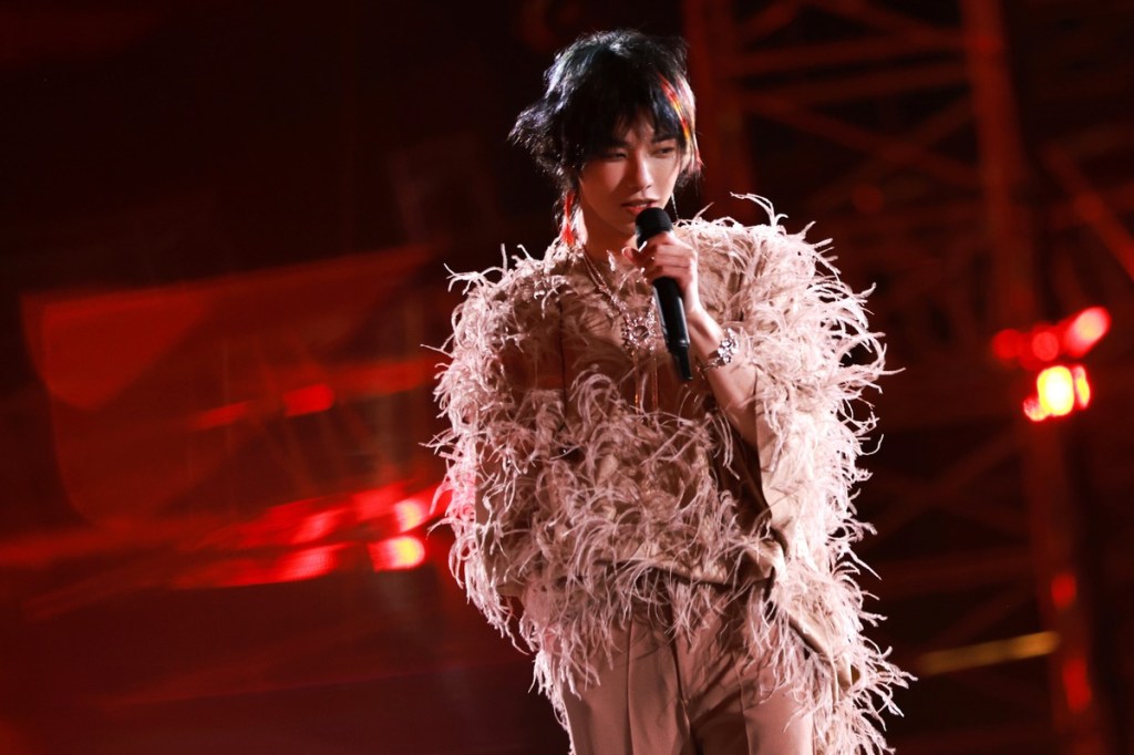 【Sony】華晨宇《希忘Hope》網易雲數位銷售2022年度第一 實體專輯5/10起預購