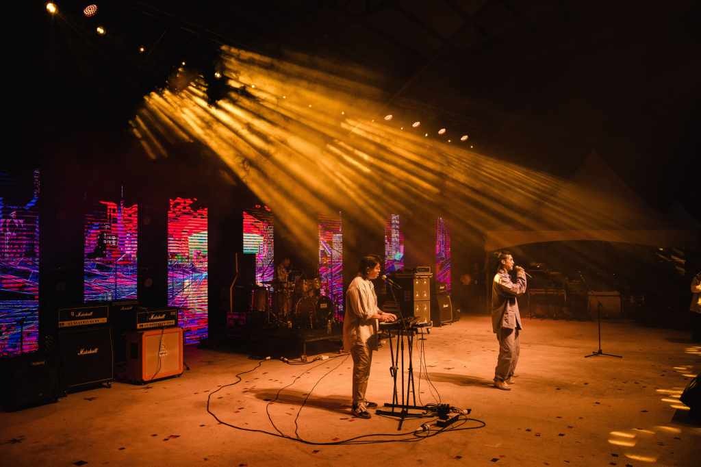 babychair: Live In Taipei 台北NUZONE