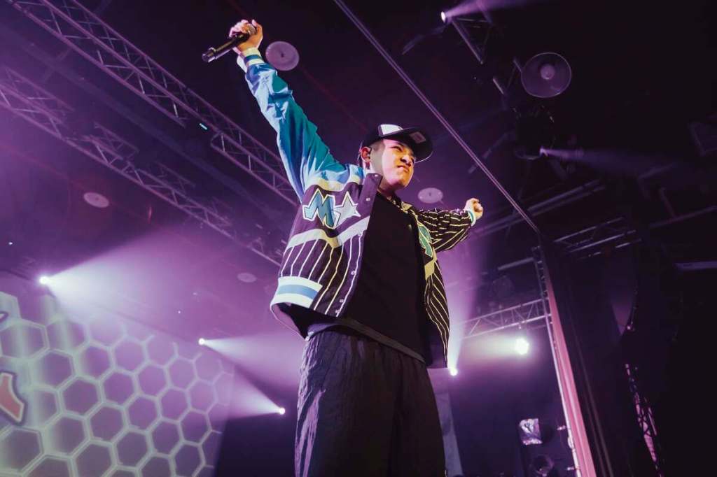 【Sony】饒舌新秀艾蜜莉AMILI 首張專輯《Fxxk Sleep》預購即完售&nbsp;現正緊急加印中