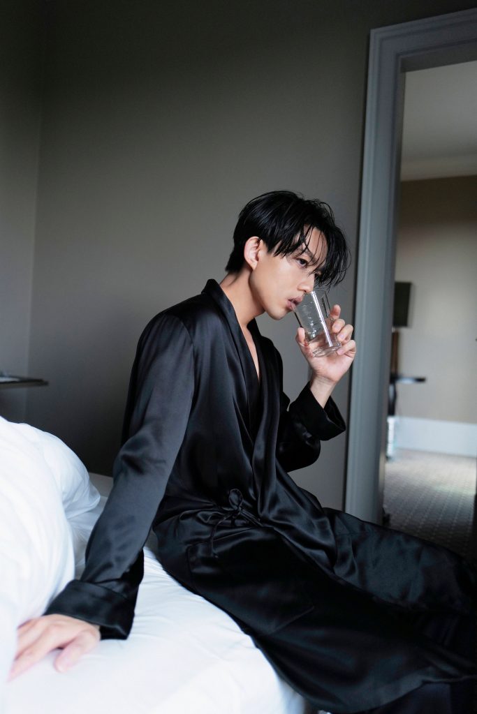 林宥嘉出席ysl時裝秀