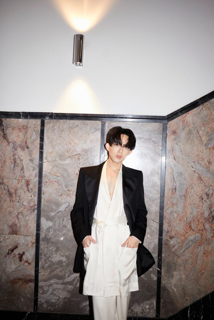 林宥嘉出席ysl時裝秀