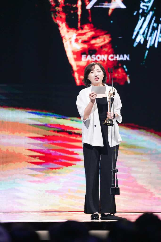 周耀輝 / 人啊人﹙演唱者：陳奕迅﹚