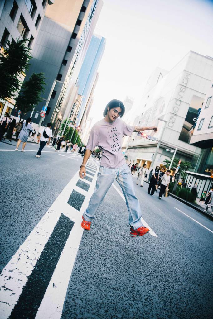 77Ke 柯棨棋首次到日本東京工作 