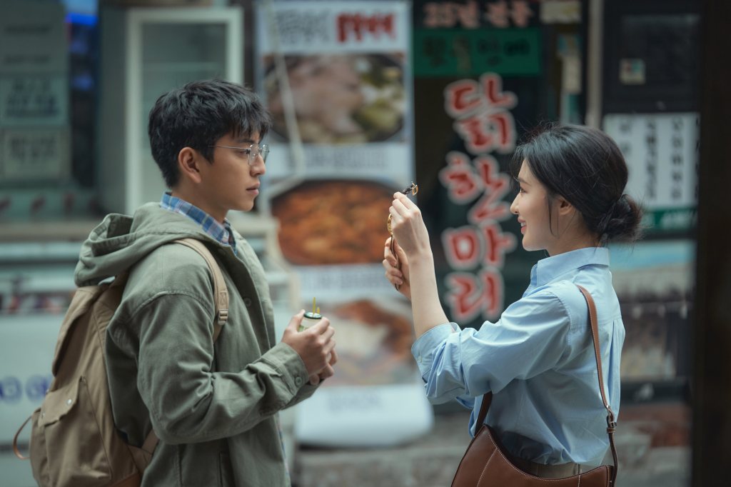 徐暐翔專輯主打〈我們到底算什麼〉MV