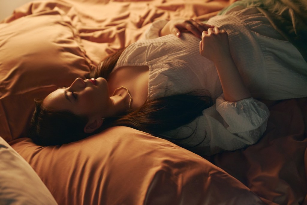 【Sony】王詩安全新單曲〈Bedroom〉回歸流行搖滾 親自擔綱歌曲製作 7/11上架