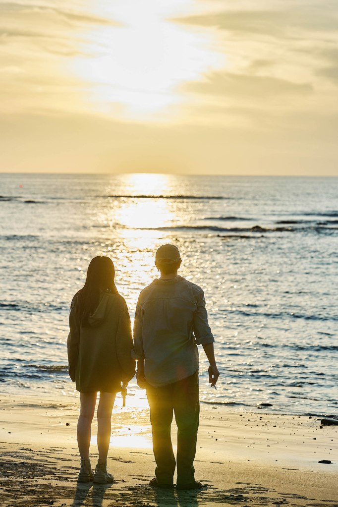 〈我的答案〉MV Miusa+坤達 (照片提供: 容易文創)