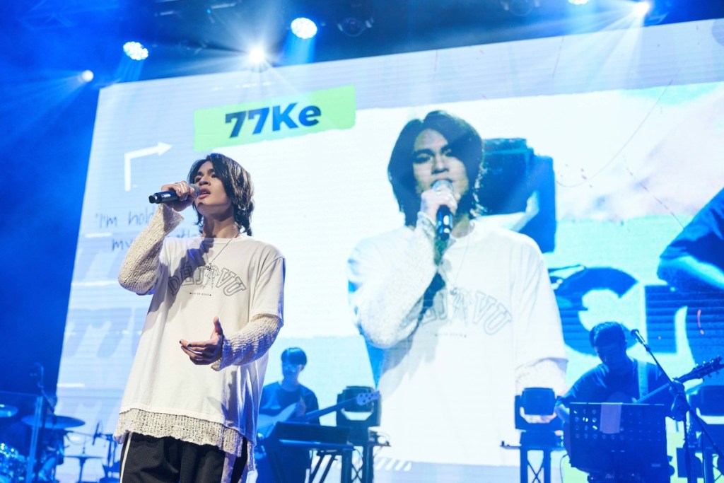 【HIM】77Ke柯棨棋完成出道首場個人演唱會 團隊聯手嘉賓李浩瑋整人 演唱途中驚喜登場