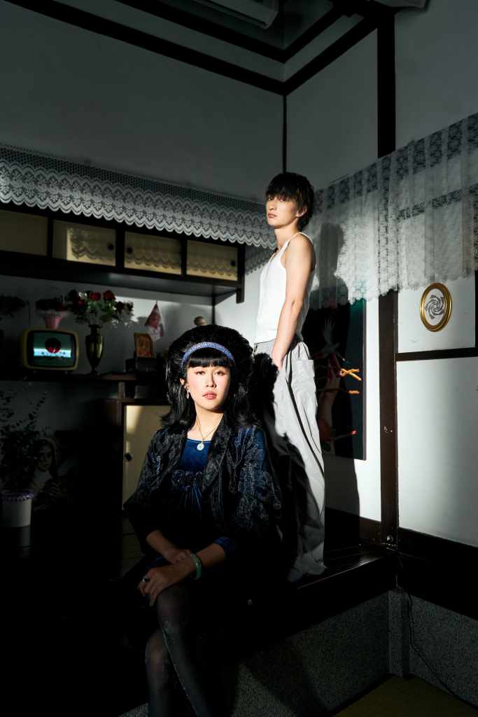 上:Shawn尚融、下:張藝