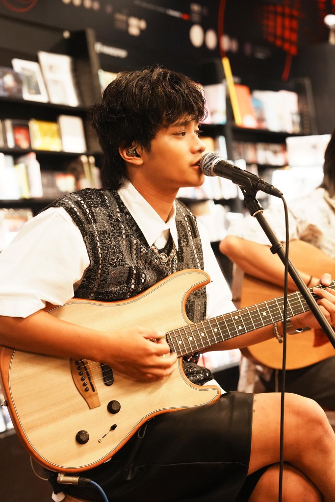 李浩瑋《Fly Machine》專輯簽唱會