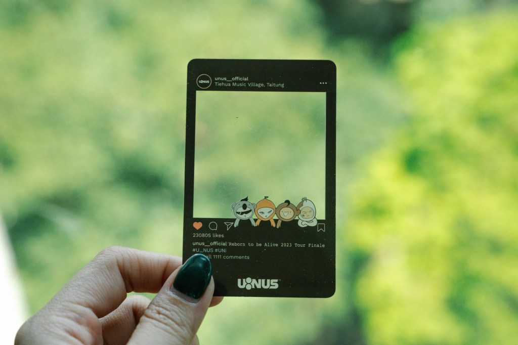 可使用畢業透卡結合美景拍攝