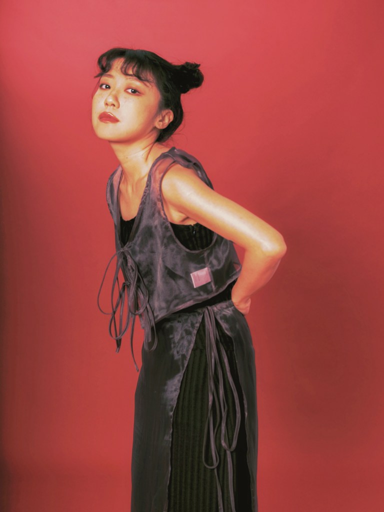 獨立靈性女聲Yokkorio推出首張個人創作專輯《Moirai Kiss》