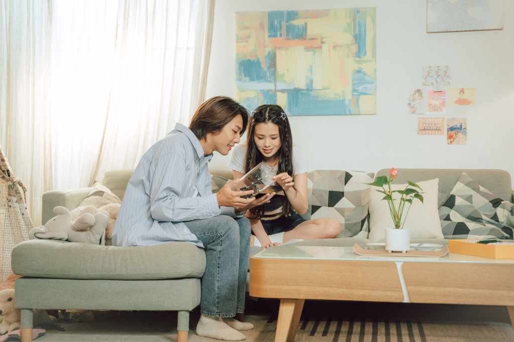 陳勢安〈全世界我只想保護你〉MV 煥鈞、容容