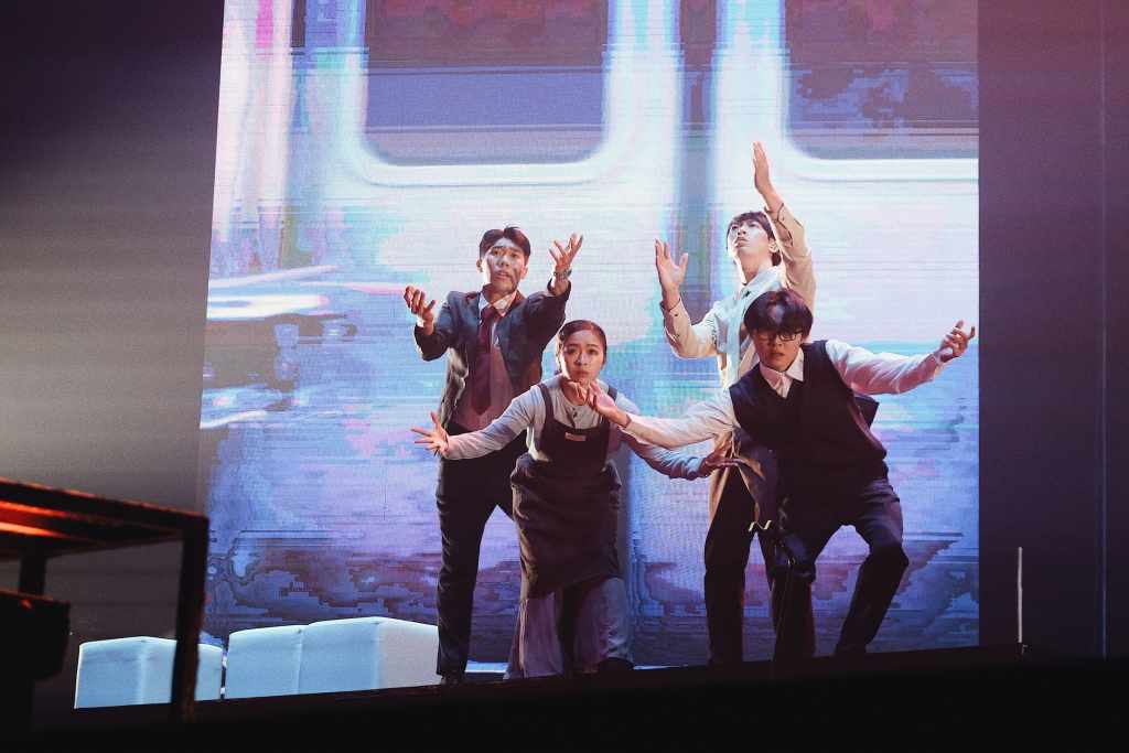 攜手躍演劇團打造另類搖滾現場美學