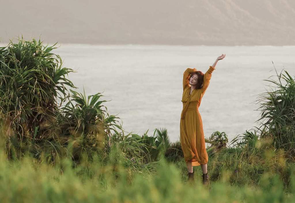 【NEWS】林逸欣〈今天我們出去走走〉MV南下墾丁拍攝 兩天一夜捕捉日出和夕陽 並呈現她最自然的瞬間