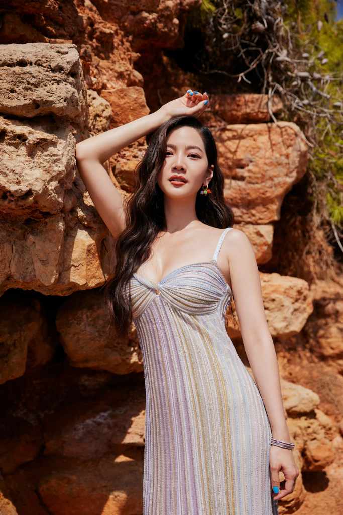 曾之喬赴希臘邊工作邊享受 (照片提供:華研國際)