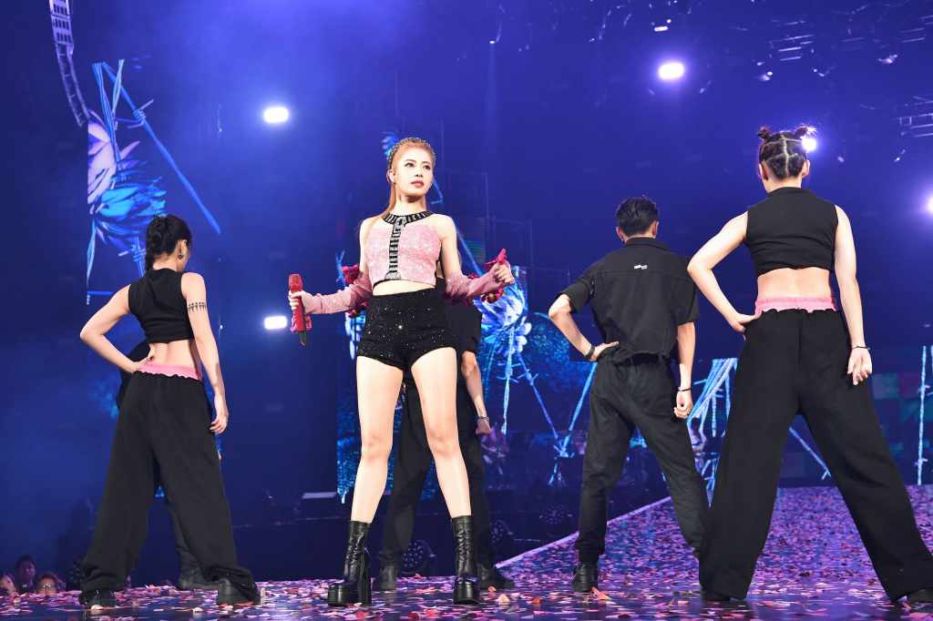 徐懷鈺邊唱Rap邊跳舞，新歌〈達爾文步伐〉難度大升級