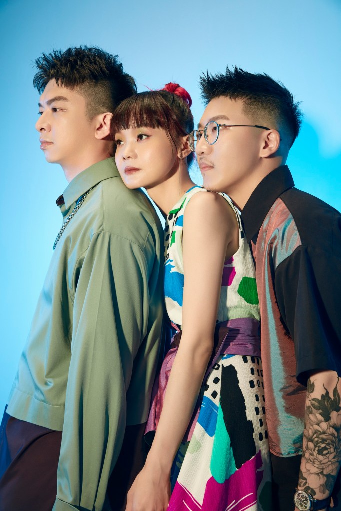 從生活安樂死唱到愛情疑難雜症？青虫新專輯獻給城市打拼青年最溫暖陪伴