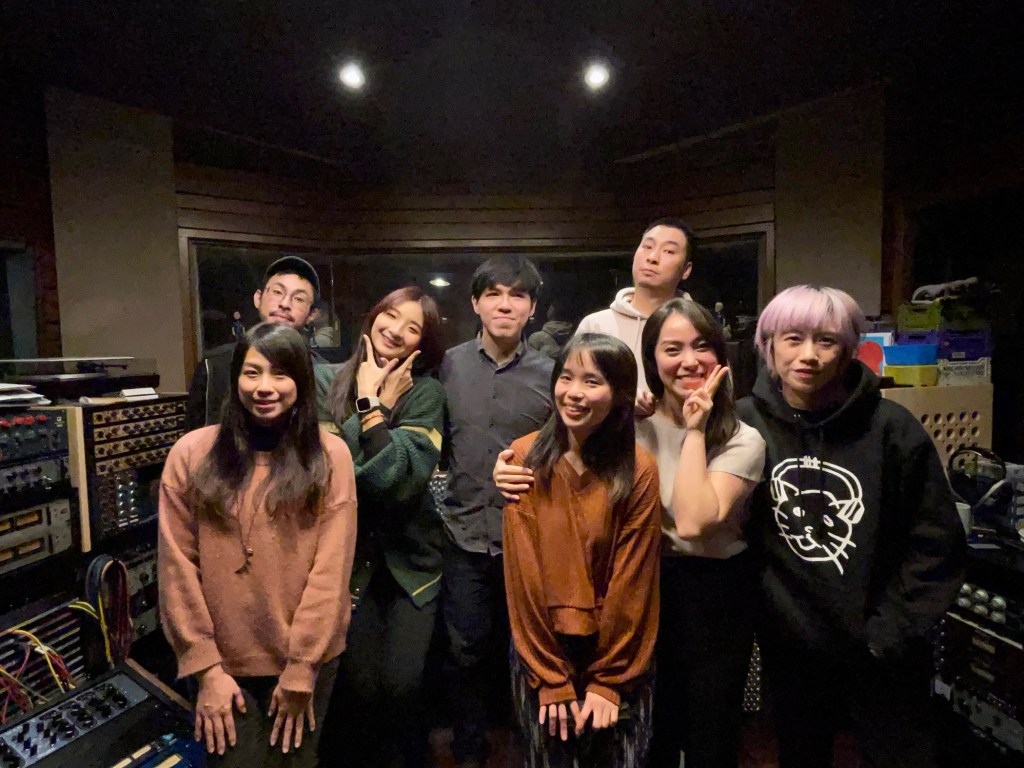 邀請到金曲音樂人羅延婷擔任編曲