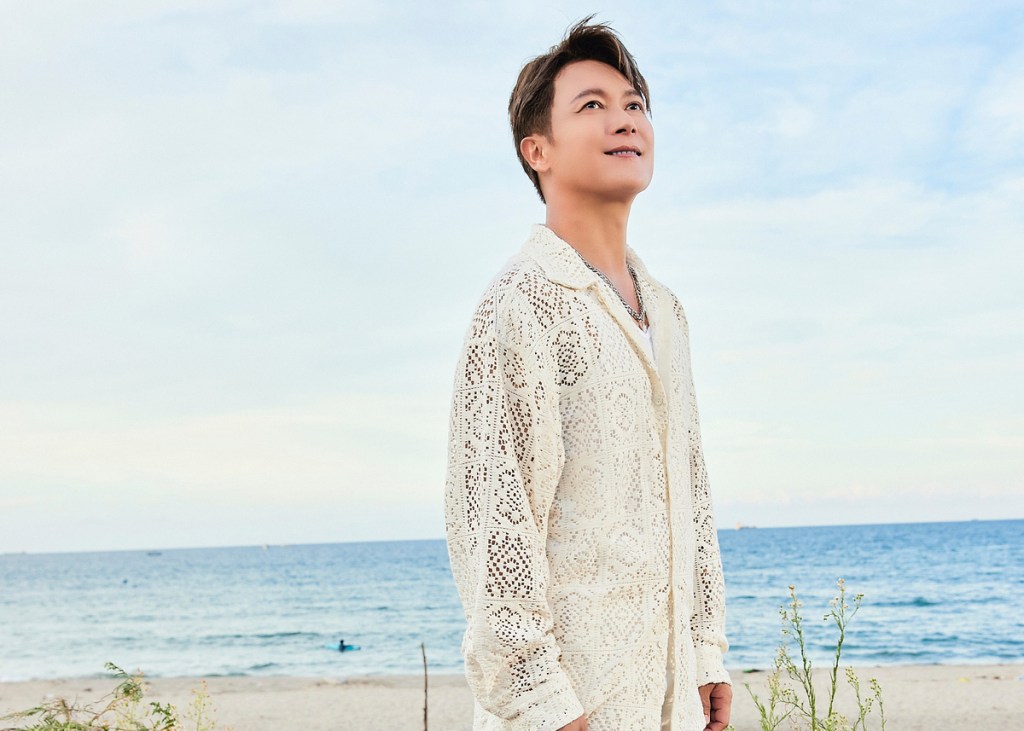 【NEWS】王燦首張國語EP《Hola》捷報不斷 最新主打歌〈跟世界和好〉延續拉丁熱情 散發活力與衝勁正能量