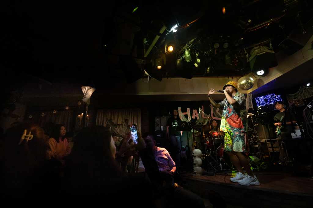 屁孩推出 特殊屁好 歌廳秀