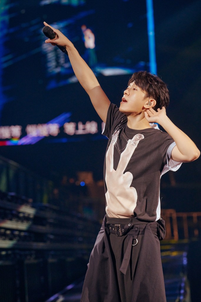 韋禮安首場「如果可以，我想和你明天再見again」演唱會