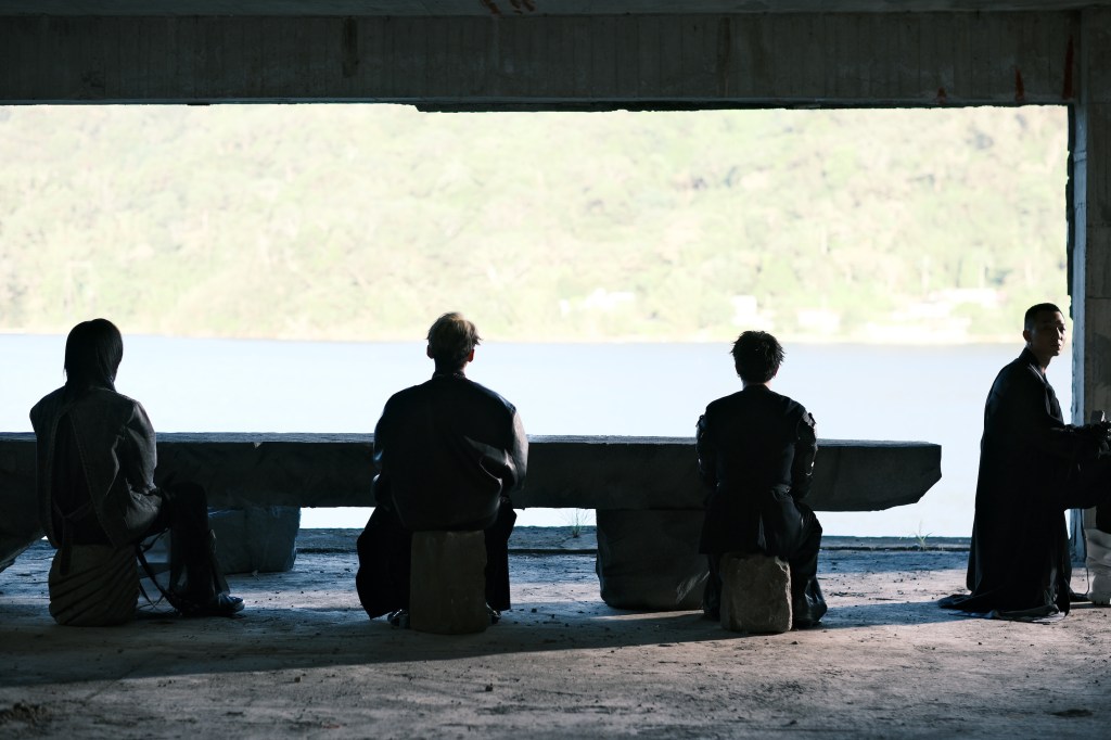 傻子與白痴風格前衛強烈的首發單曲〈遠慮〉MV與數位平台同步上線