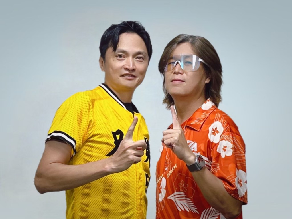 吉董與與前中華職棒秘書長馮勝賢(老邦)一起主持Podcast節目《一吉邦》