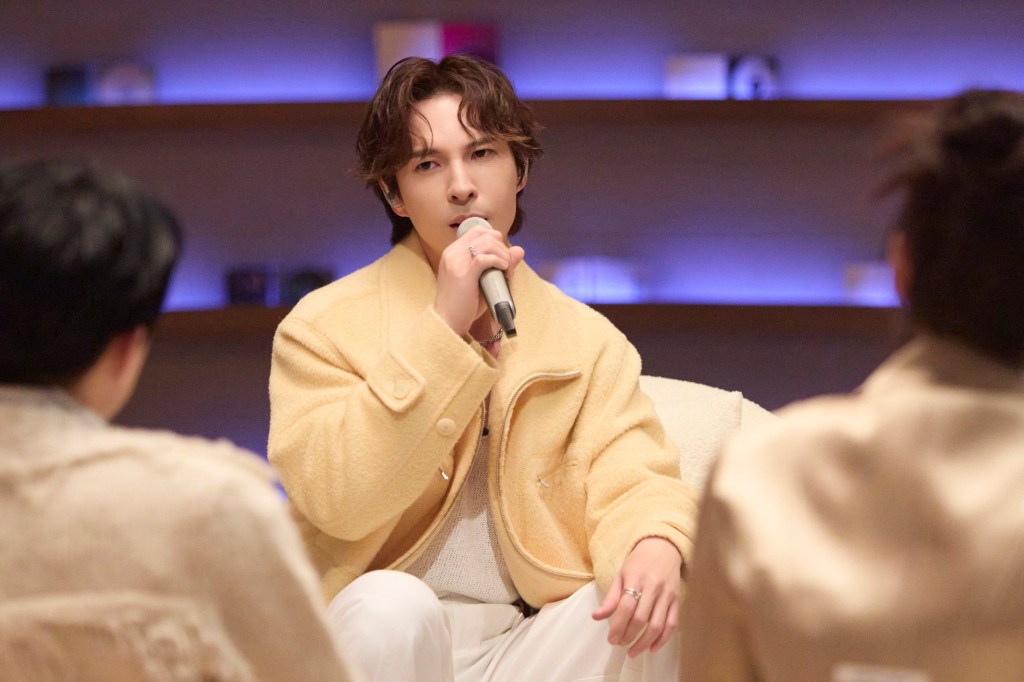 陳勢安「時光音樂會3・老友記」演唱代表作品〈天后〉(照片提供:湖南衛視)