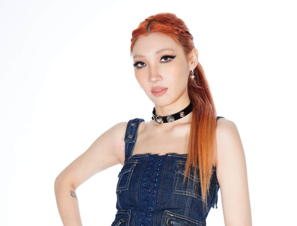 【HIM】Karencici霸氣宣告「姐姐」勇敢去愛 重節奏單曲〈JieJie〉 挑逗且火辣展現唱跳舞台魅力