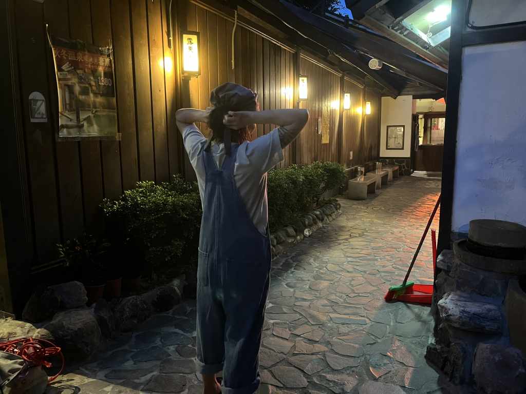 林曉培〈時光的劇場〉MV劇照