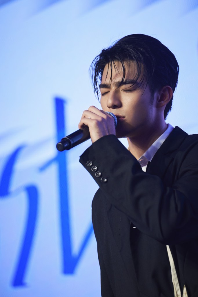 陳昊森「Almost Human」個人專輯發片記者會 (照片提供:華研國際)