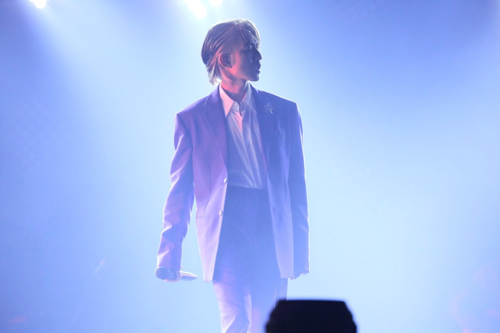 【HIM】林宥嘉idol獻唱新專輯四首新歌 粉絲搶先聽尚未發行的〈懲罰〉〈白〉 曝與嚴爵有合作新歌&nbsp;因而最終場點名陳華合唱