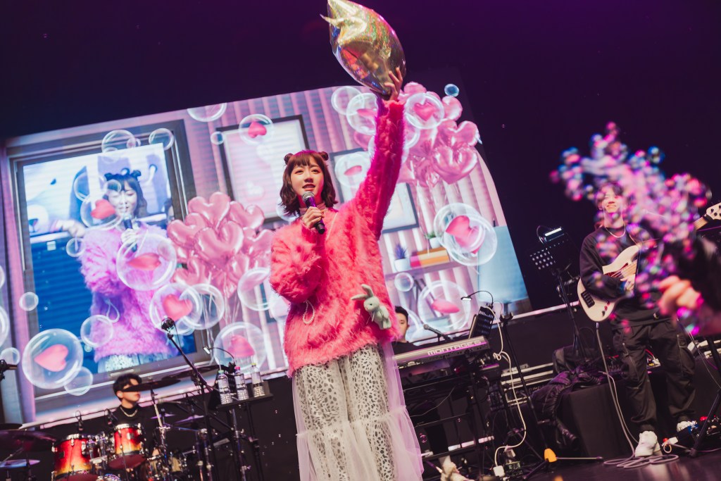 瑪麗無預警獻唱新歌『無敵星星』