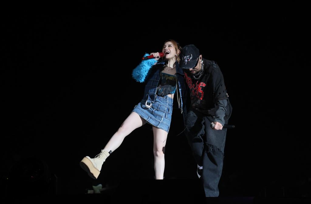 MC HotDog熱狗12/24台北小巨蛋開唱 嘉賓徐懷鈺 (照片提供:本色音樂)
