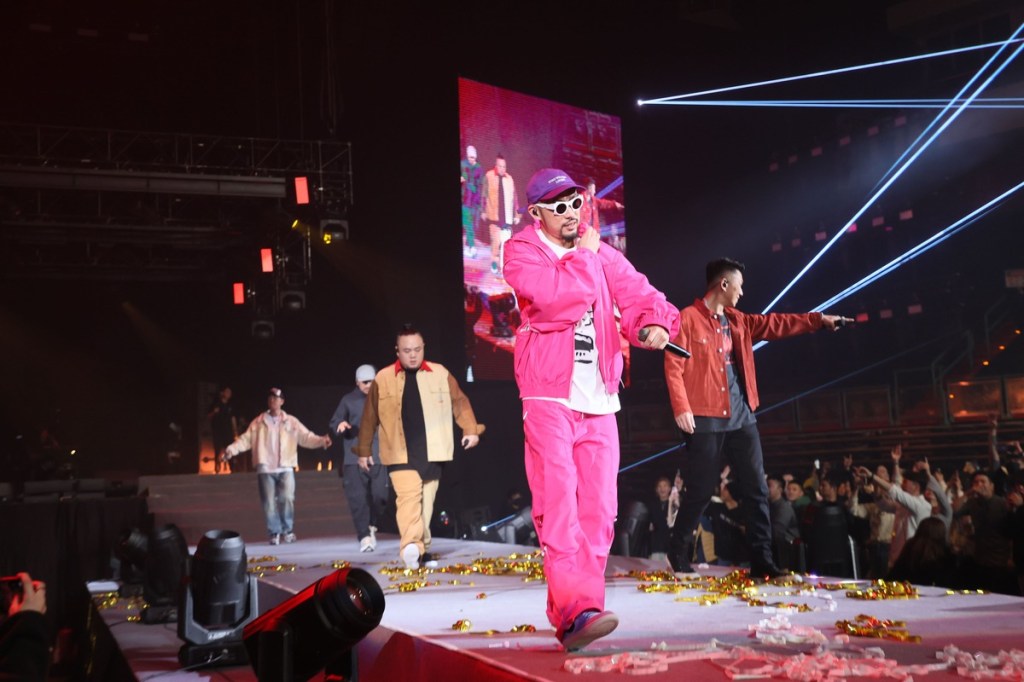 【NEWS】MC HotDog熱狗平安夜開唱 老友大支跨刀助陣 「舊恨」徐懷鈺首度同台演出&nbsp;兄弟本色大合體燃炸台北小巨蛋