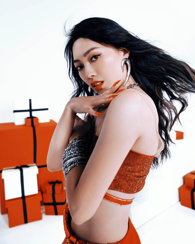 琟娜 Verna 首張EP《量子幹嘛糾纏》主打歌〈Sugar Free〉(照片提供:谷優娛樂)