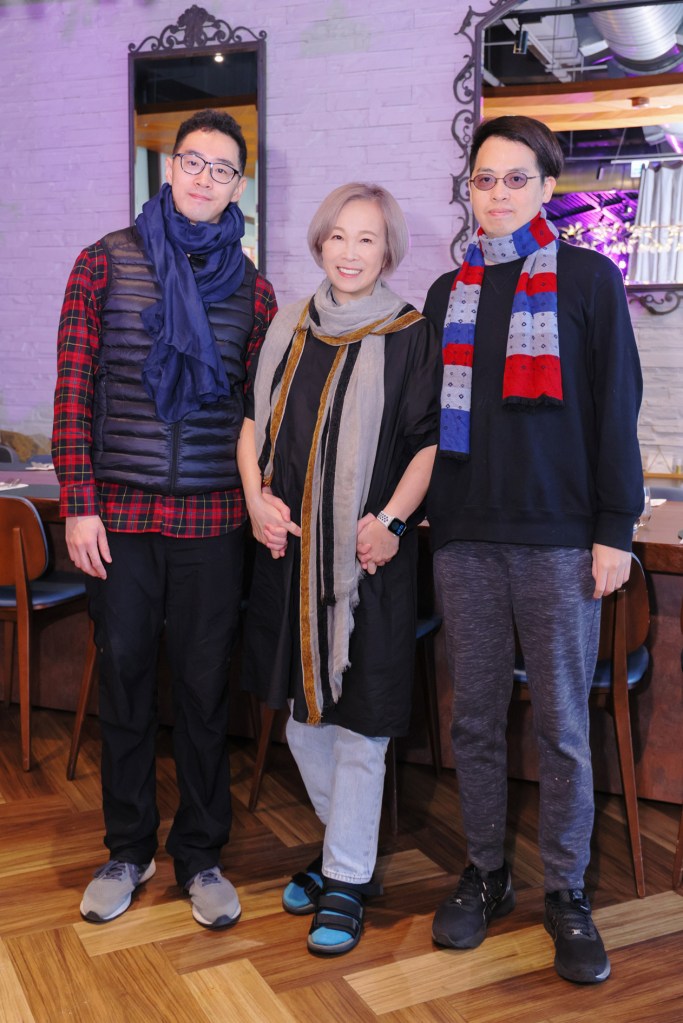 二兒子語堂、熊美玲、大兒子雨果 (照片提供:創客音樂工作室