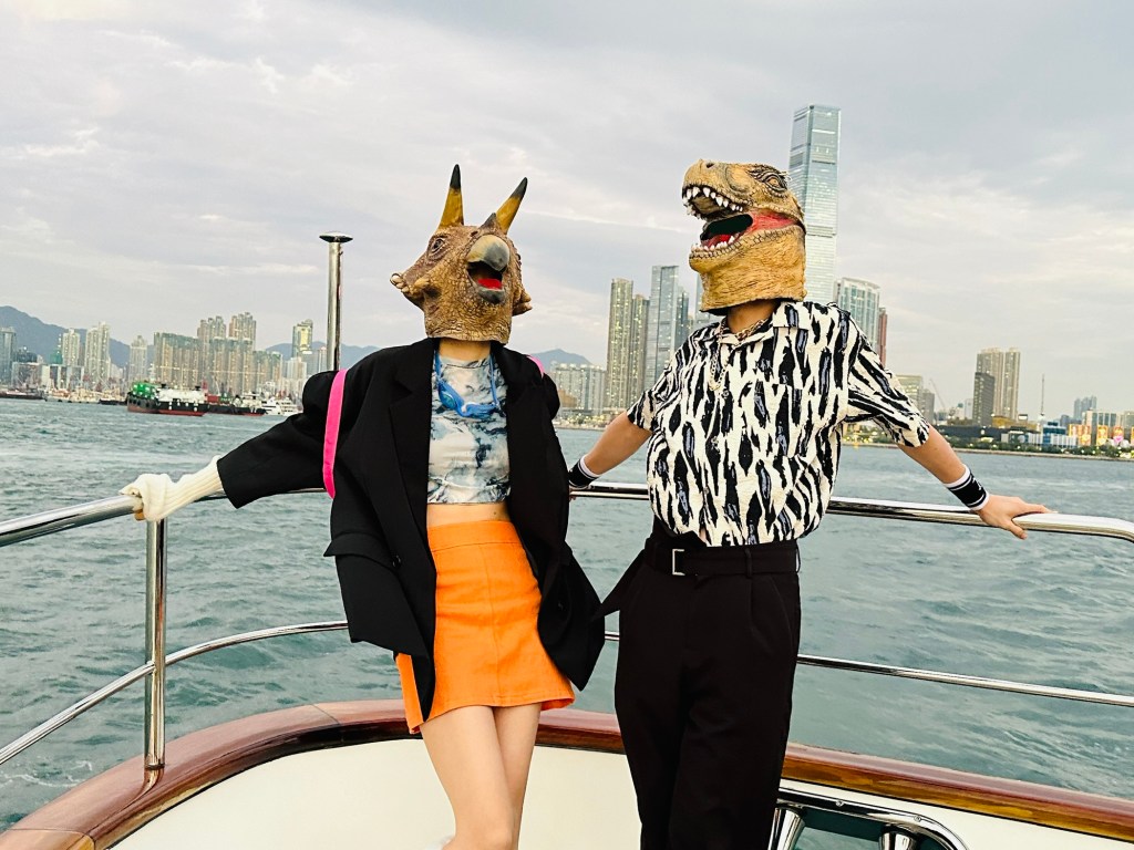 恐龍的皮將一同前往香港接力開唱