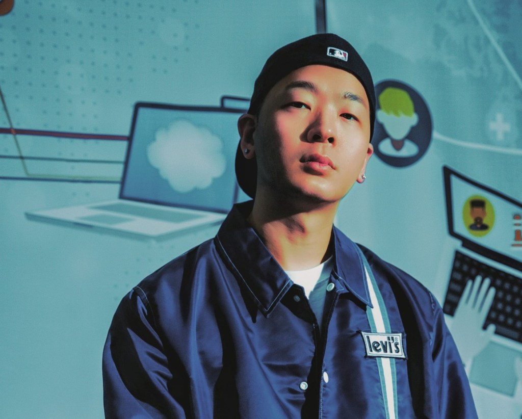 【SV】台灣饒舌圈OG 老莫ILL MO aka 莫教授 推出全新創作單曲〈DONTFORGET〉 期許自己不忘音樂創作的熱忱