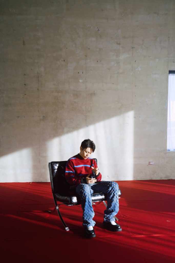 韋禮安〈Out Of Love〉MV (照片提供:Liquid)