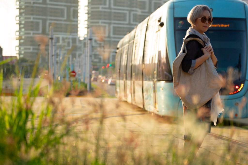 熊美玲《秋離》MV (照片提供:創客音樂工作室)