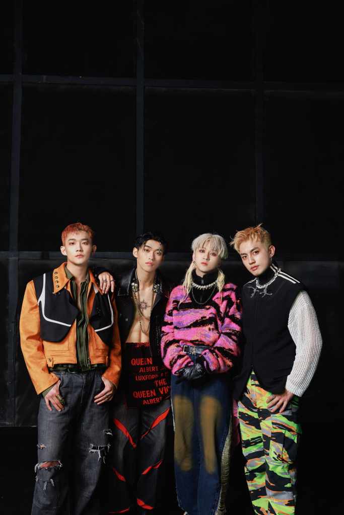 U_NUS主打歌〈A-TOWN〉舞蹈動作再升級，團員曝是「有史以來最累」