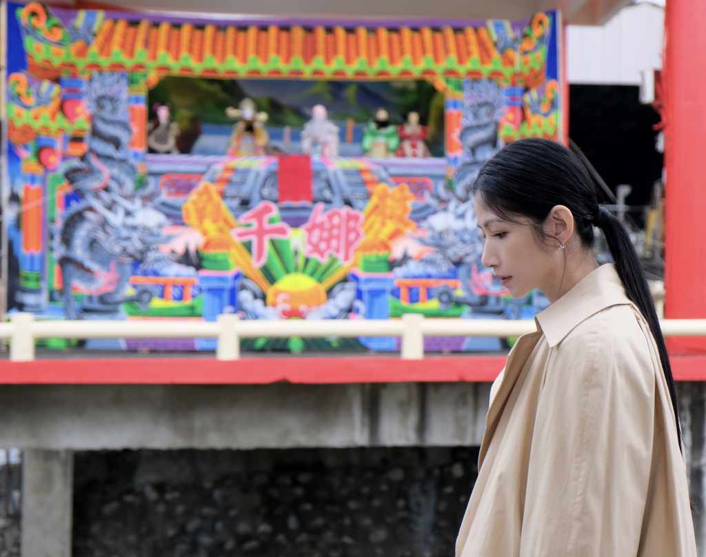 李千娜〈千金〉MV (照片提供:劇樂蹦娛樂)