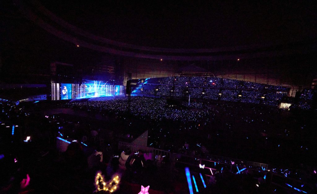 張信哲宣布《未來式∞世界巡迴演唱會》杜拜站2/18登場 (照片提供:潮水音樂)